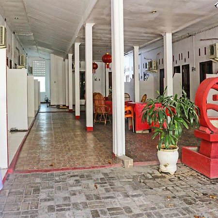 Oyo 91416 Puri 88 Homestay Kupang  Kültér fotó