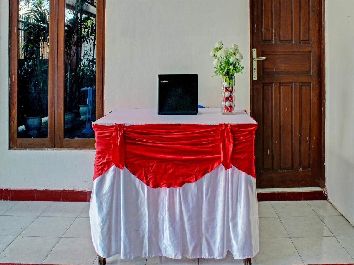 Oyo 91416 Puri 88 Homestay Kupang  Kültér fotó
