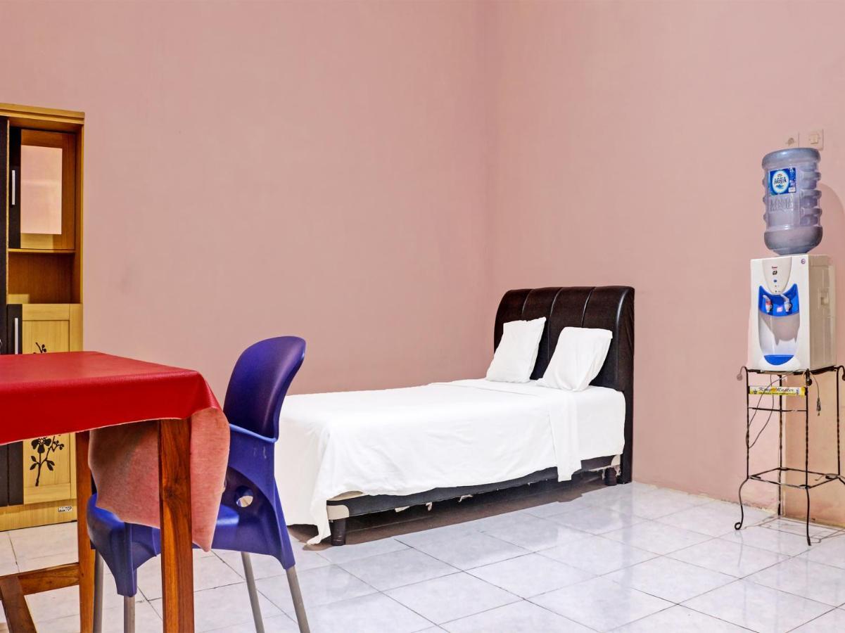Oyo 91416 Puri 88 Homestay Kupang  Kültér fotó